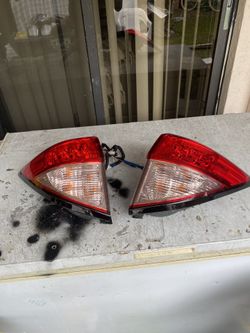 2016 Honda HRV (Outer Taillights)