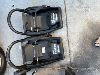 Maxi Cosi Car Bases
