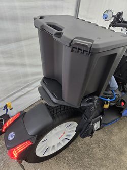 Rear Rack & 30 Liter Rear Cargo Box CAN AM RYKER RALLY 