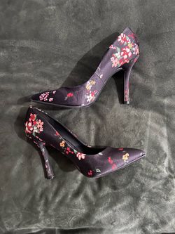 Jessica Simpson Pumps
