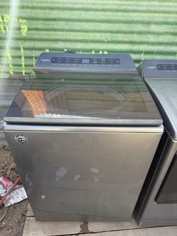 Selling Wash And Dryer