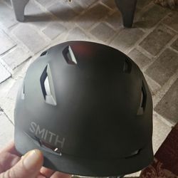 Smith men's Liberty Medium Ski Snowboard Helmet 
