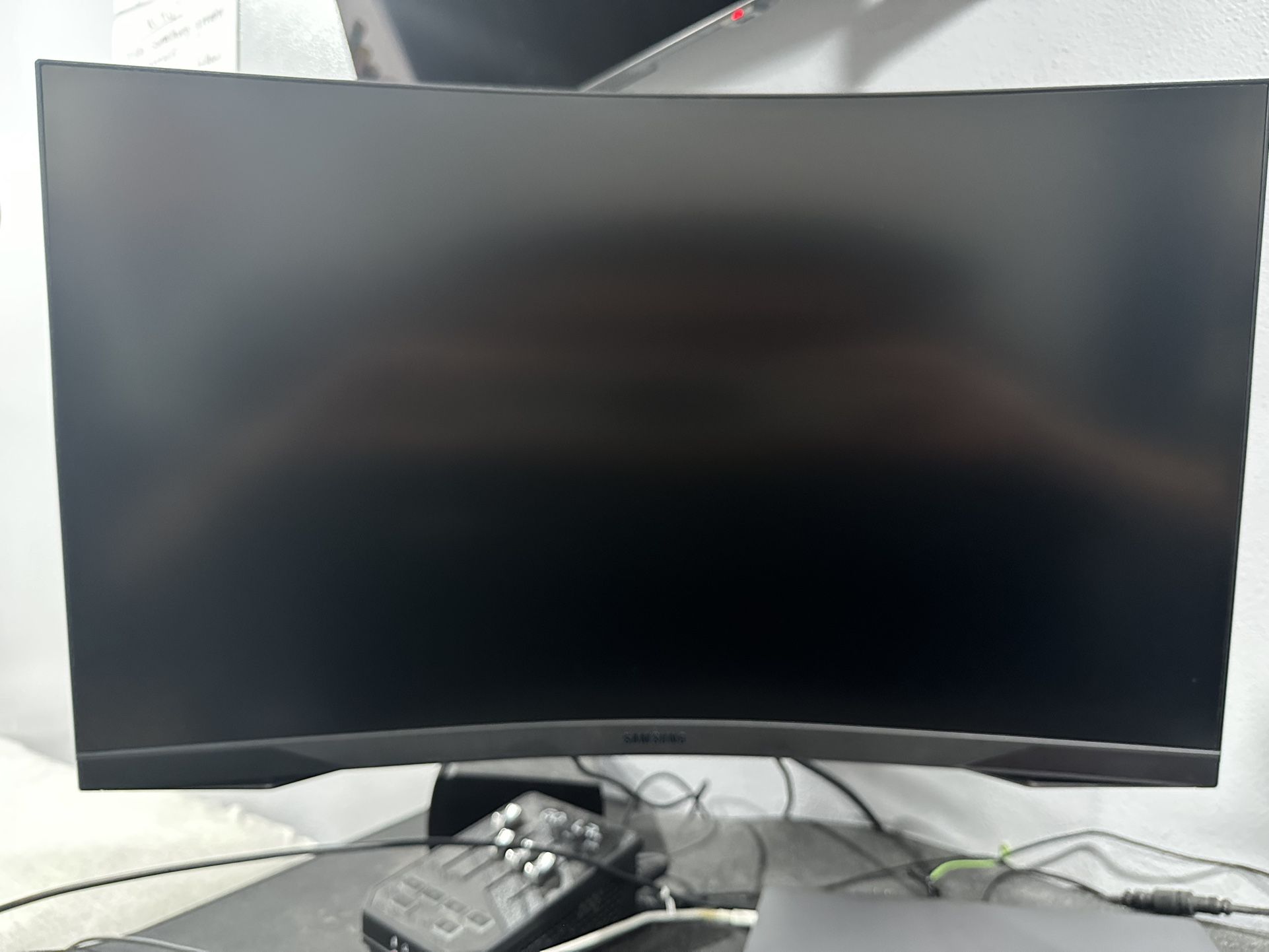 Samsung Odyssey G7 27” 240Hz QHD Gaming Monitor – Flawless, No Stand – $200 OBO