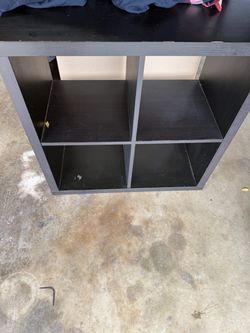 4 box /cube organizers shelf