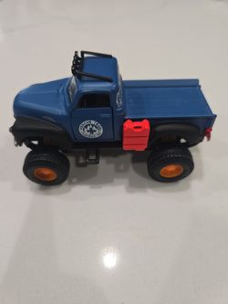 Maisto 1:36 1953 Chevy Chevrolet 3100 Pick Up Truck Blue Rescue Team