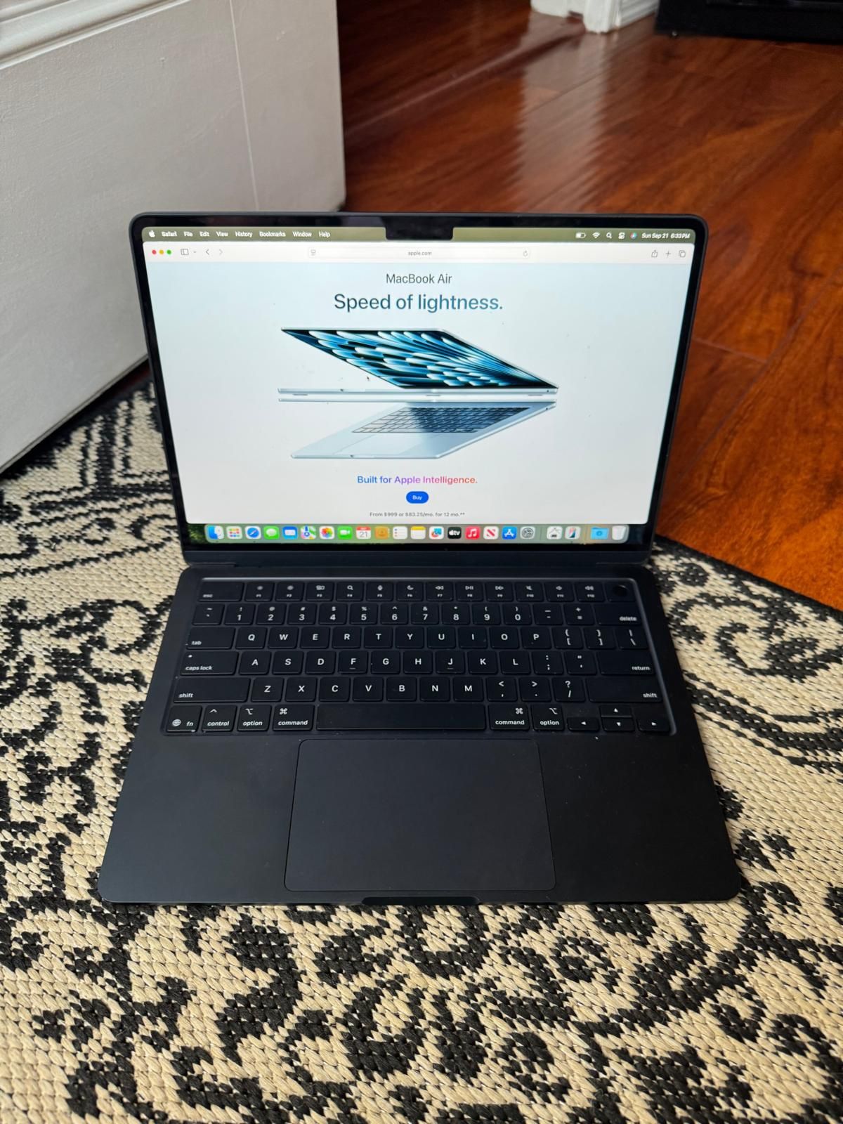MacBook Air  M4. 16. GB.   2025