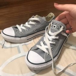 Kids grey Converse size 1