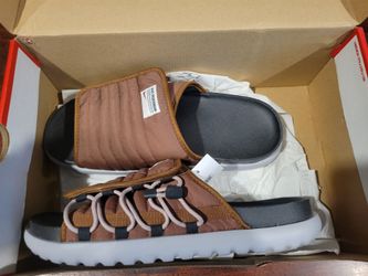 Nike sauna slides Size 13