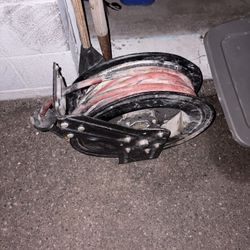 AIR HOSE AND REAL