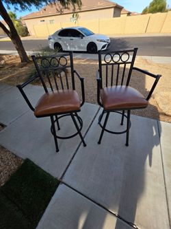 Set of 2 Swivel Bar Stools