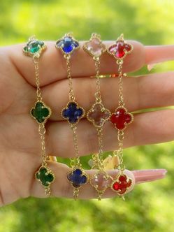Clear Clover Bracelet