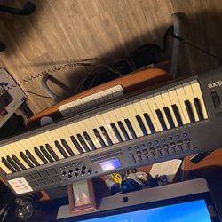 M Audio Axiom 61 Controller 