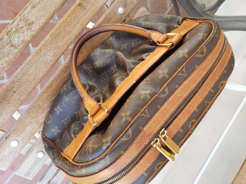 Louis Vuitton mizi Gm Bag