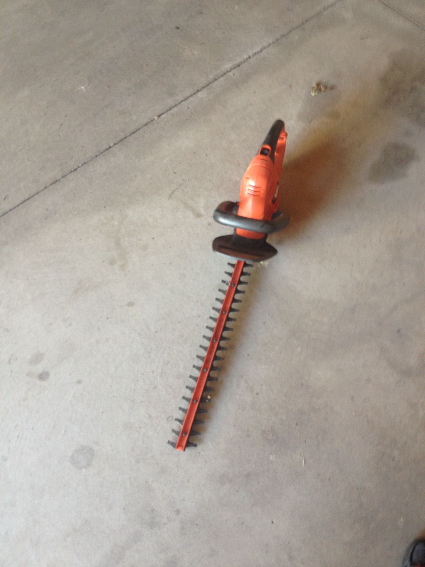 Hedge trimmer