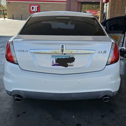 2011 lincoln MKS