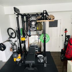 ROGUE RACK HOME GYM!!! LOCAL PICKUP ONLY!!!