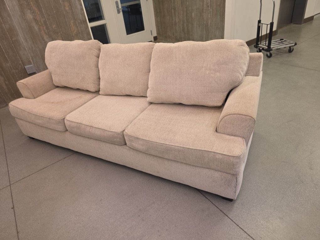4 Person SOFA