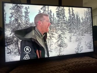 Samsung 43" 4K Smart TV UN43NU6900