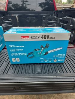 Makita chain saw