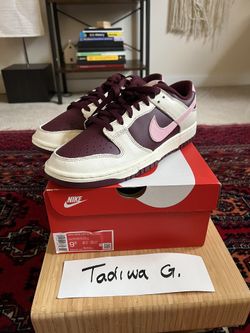 Nike Dunk Low “Valentines Day” Size 9.5