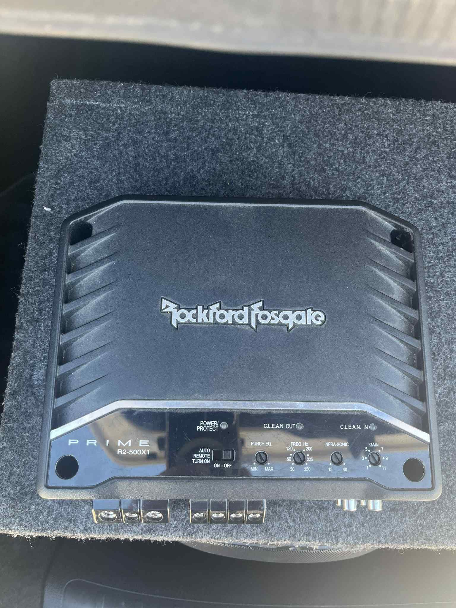 Fosgate Amp Monblock And JL Audio 10inchSub