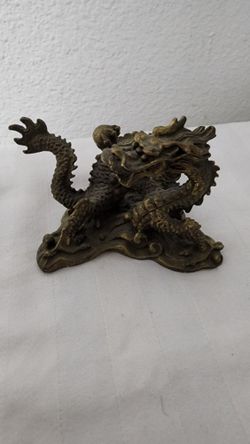 Dragon Statue 