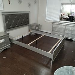 Brand New 5 Pcs Bedroom Set Silver Queen Bed, 2 Night, Dresser & Mirror $719 King: $819