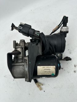 2015-2020 CADILLAC ESCALADE Air Suspension Compressor Pump (contact info removed)6 OEM