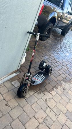 Moby blade scooter gas