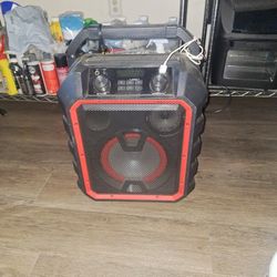 10" Blackweb bluetooth Speaker 
