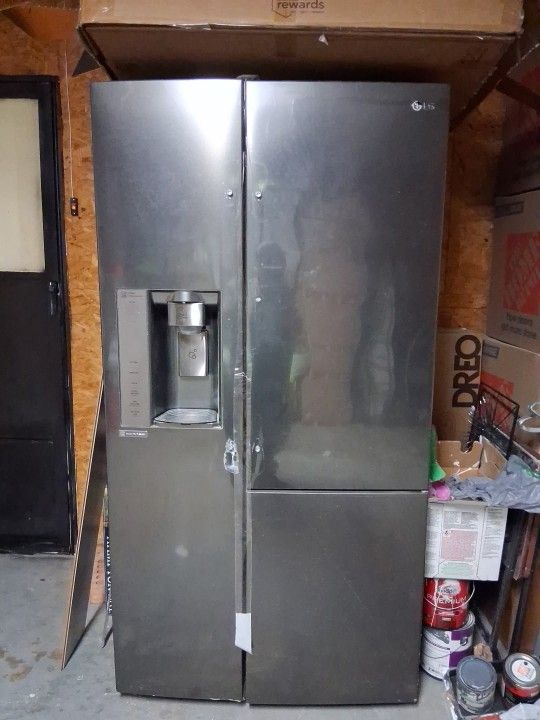 Refrigerator