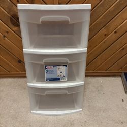 Sterilite Plastic Storage Bin 