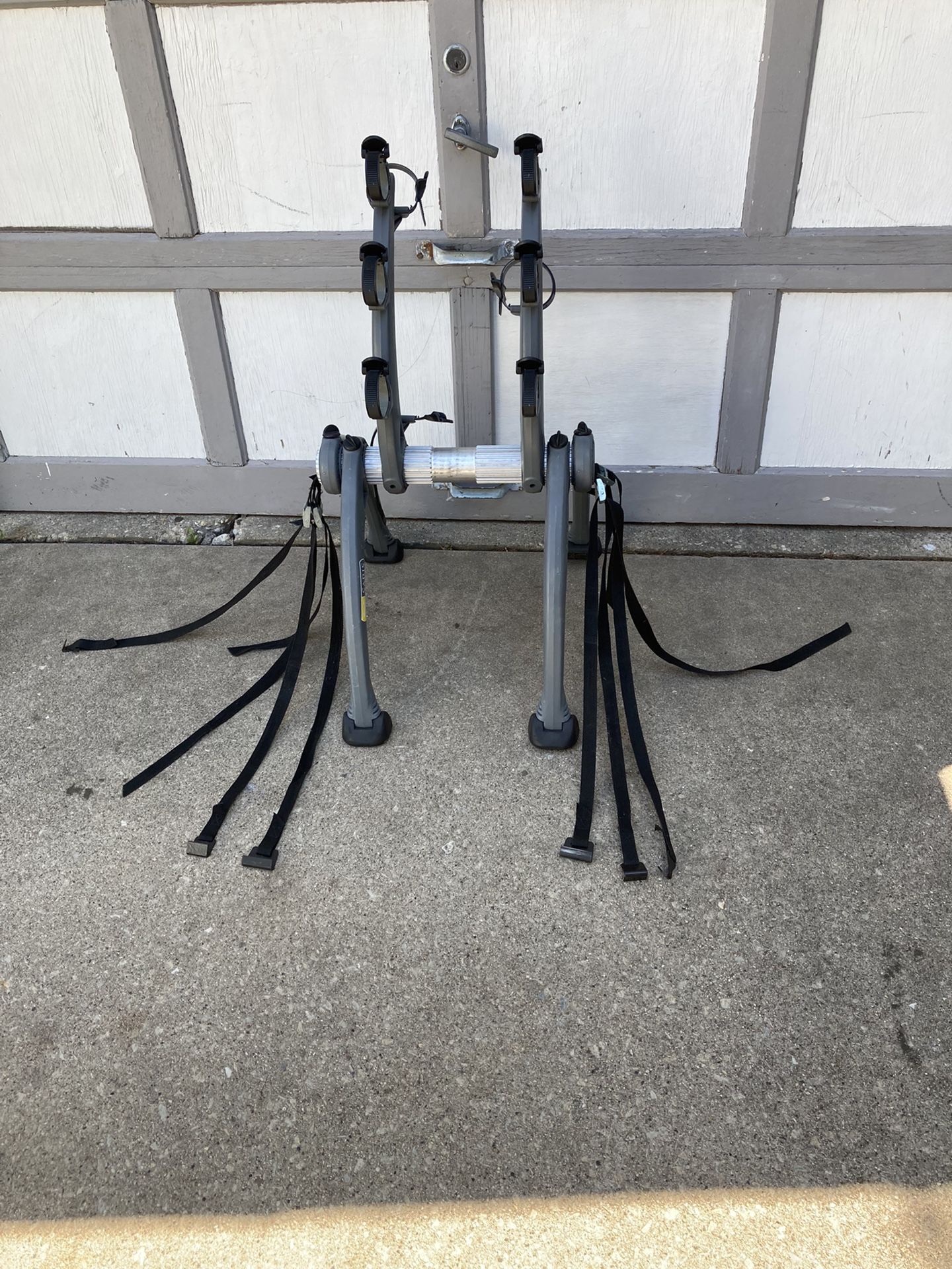SARIS Rack For 3 Bikes 