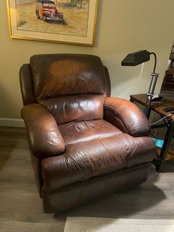 Recliner leather chair