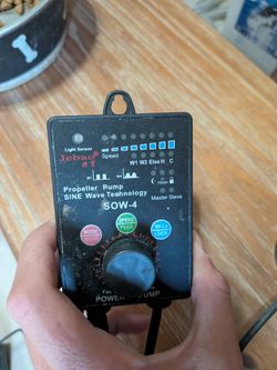 Wave maker pump salt water