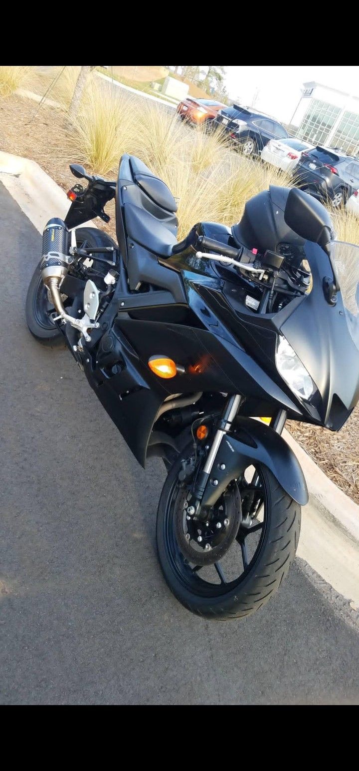 2021 Yamaha Yzfr3