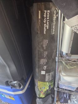 Extra large pop up tent