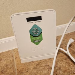 UMI 110V to 220V Step Up Transformer