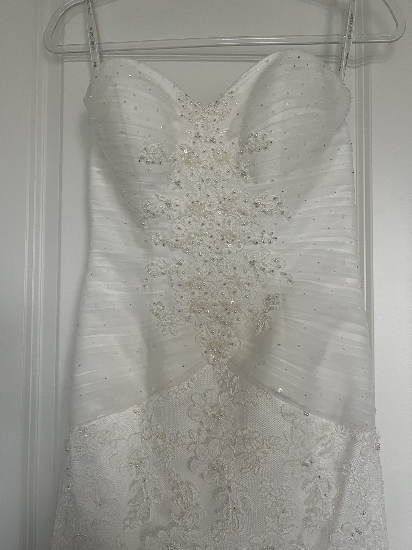 Wedding Dress Size 2P Oleg Cassini