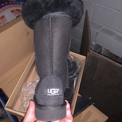 Brand new original ugg boots for girls Size 1