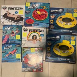 Pool floats