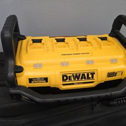 Dewalt Power Station 1800  20v Max 
