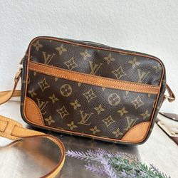 Louis Vuitton Trocadero 23 Monogram Shoulder Bag/ Crossbody Bag
