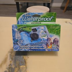FUJUFILM Waterproof  one Time Use Camara