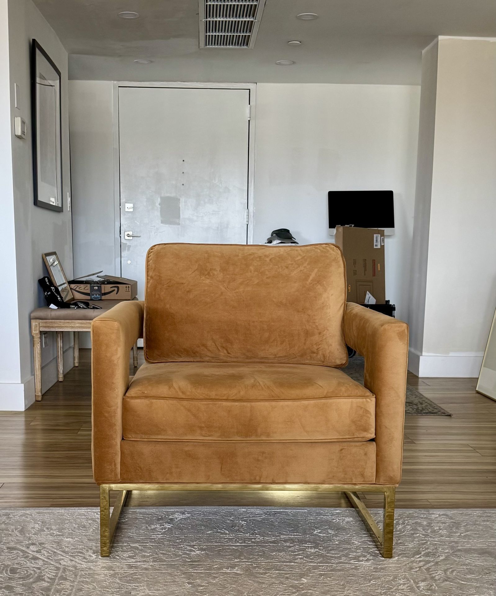 2 ACCENT CHAIRS
