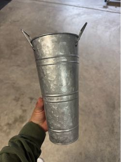 Galvanized Tins