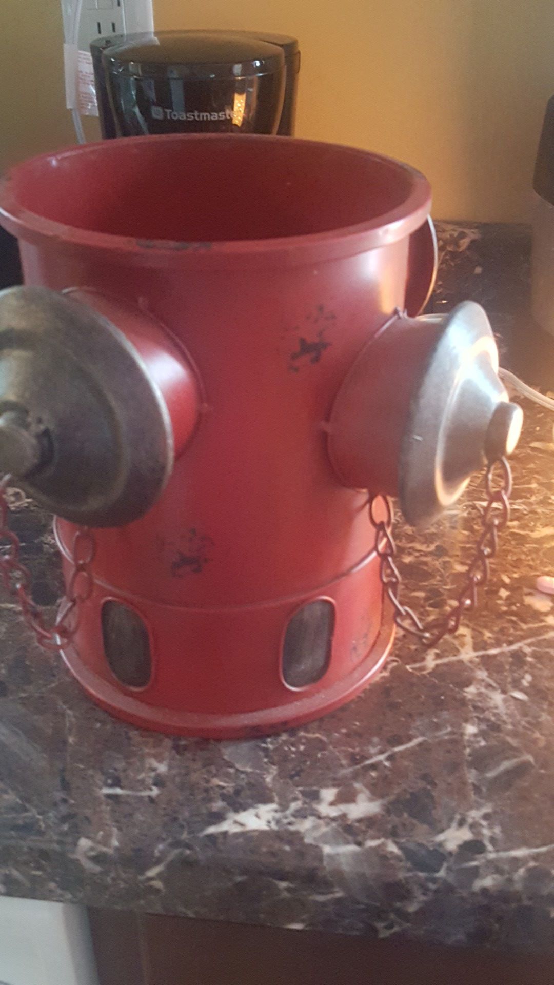 Fire extinguisher flower pot