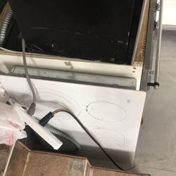 Microwave, Stove, Oven 