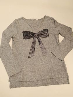 Gap embellished long sleeve Tee with sequin bow