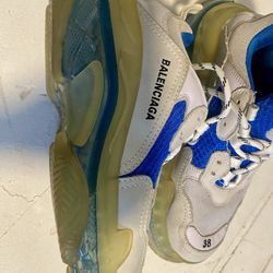 Size 38 Balenciaga Sneakers